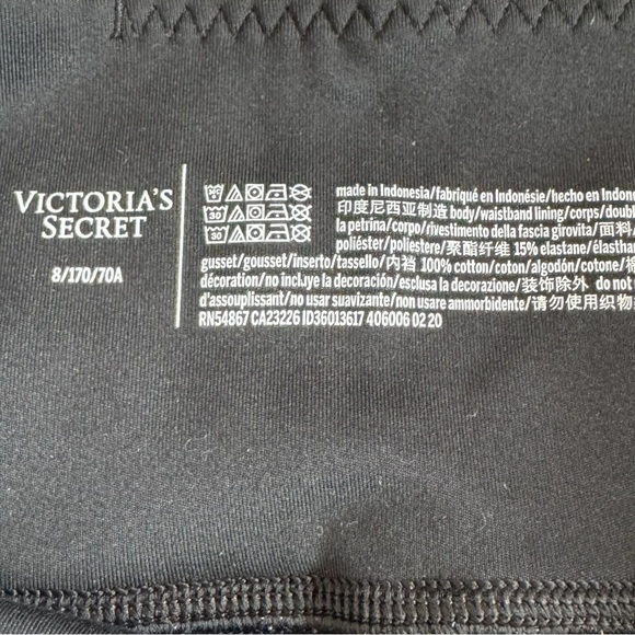 (SOLD) Victoria Secret Black Cropped Leggings Size 8 - Picture 3 of 3